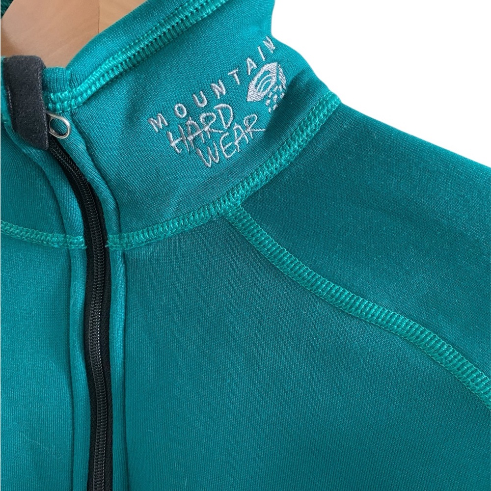 Mountain Hardwear Green Quarter-Zip Pullover with Thumb Holes - Picture 2 of 5